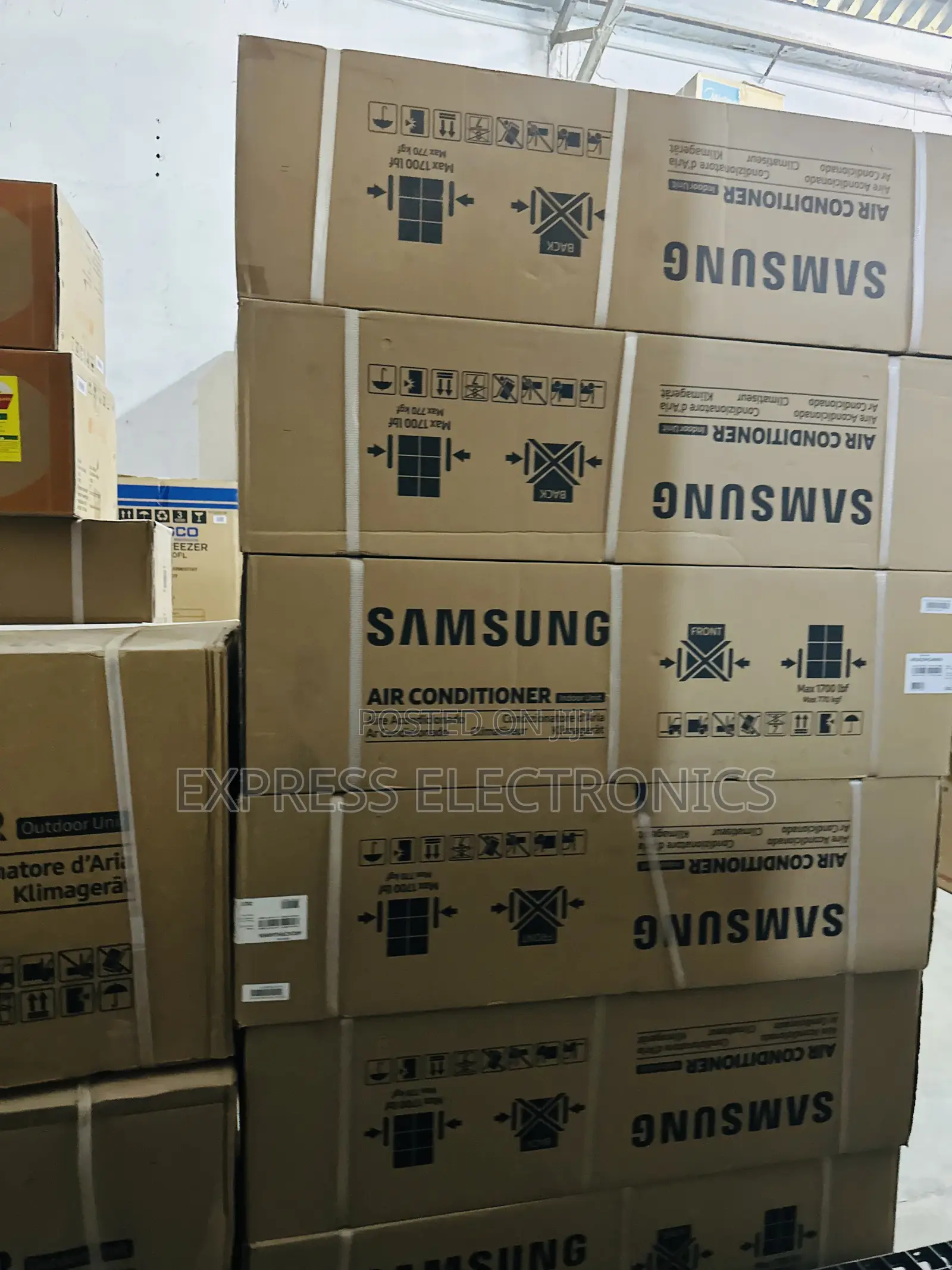 Ultra Modern Sleek 2.0hp Split R410 Gas Samsung