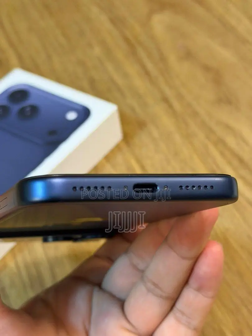 Apple iPhone 17 Pro Max 256 GB Blue