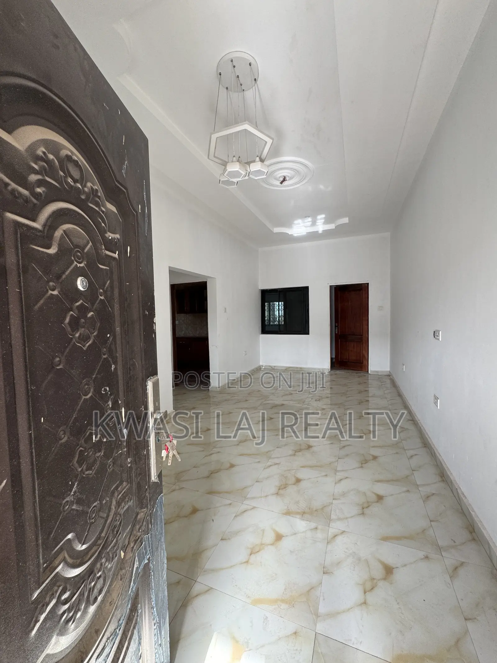 2bdrm Apartment in Pokuase Whitehouse for rent