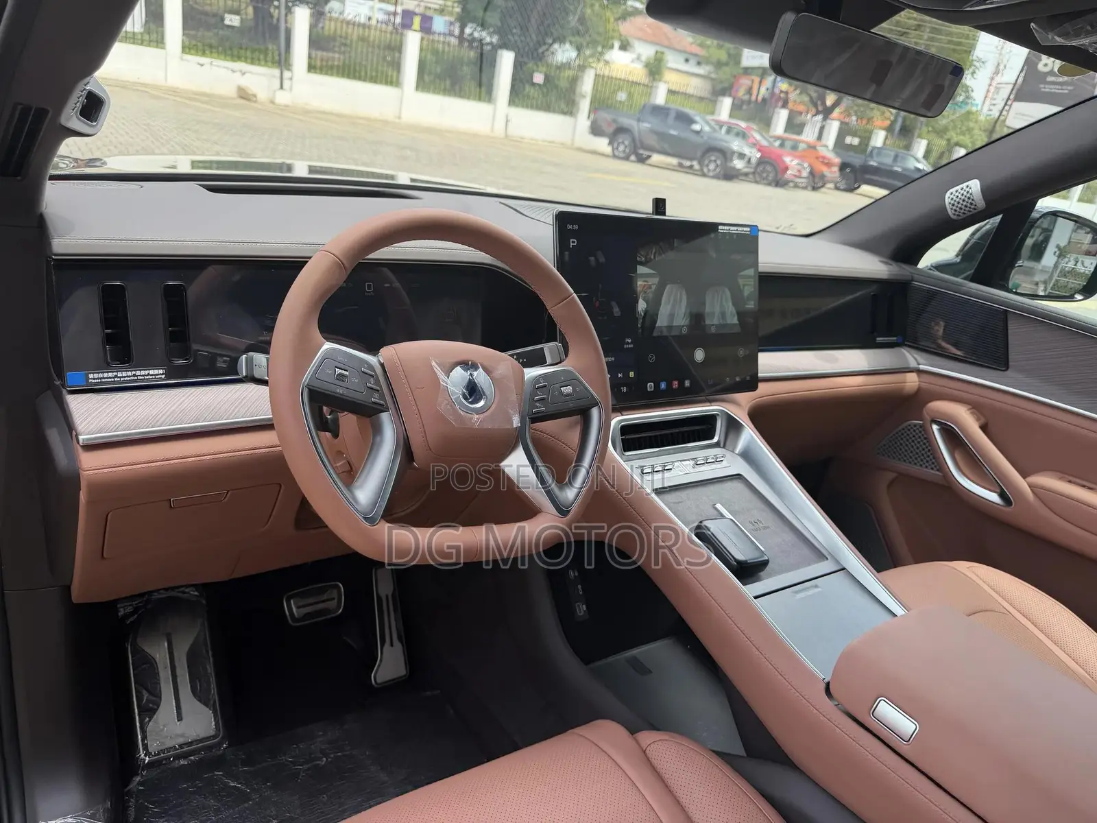 New Denza N9 2.0 Hybrid AWD 2025 Black