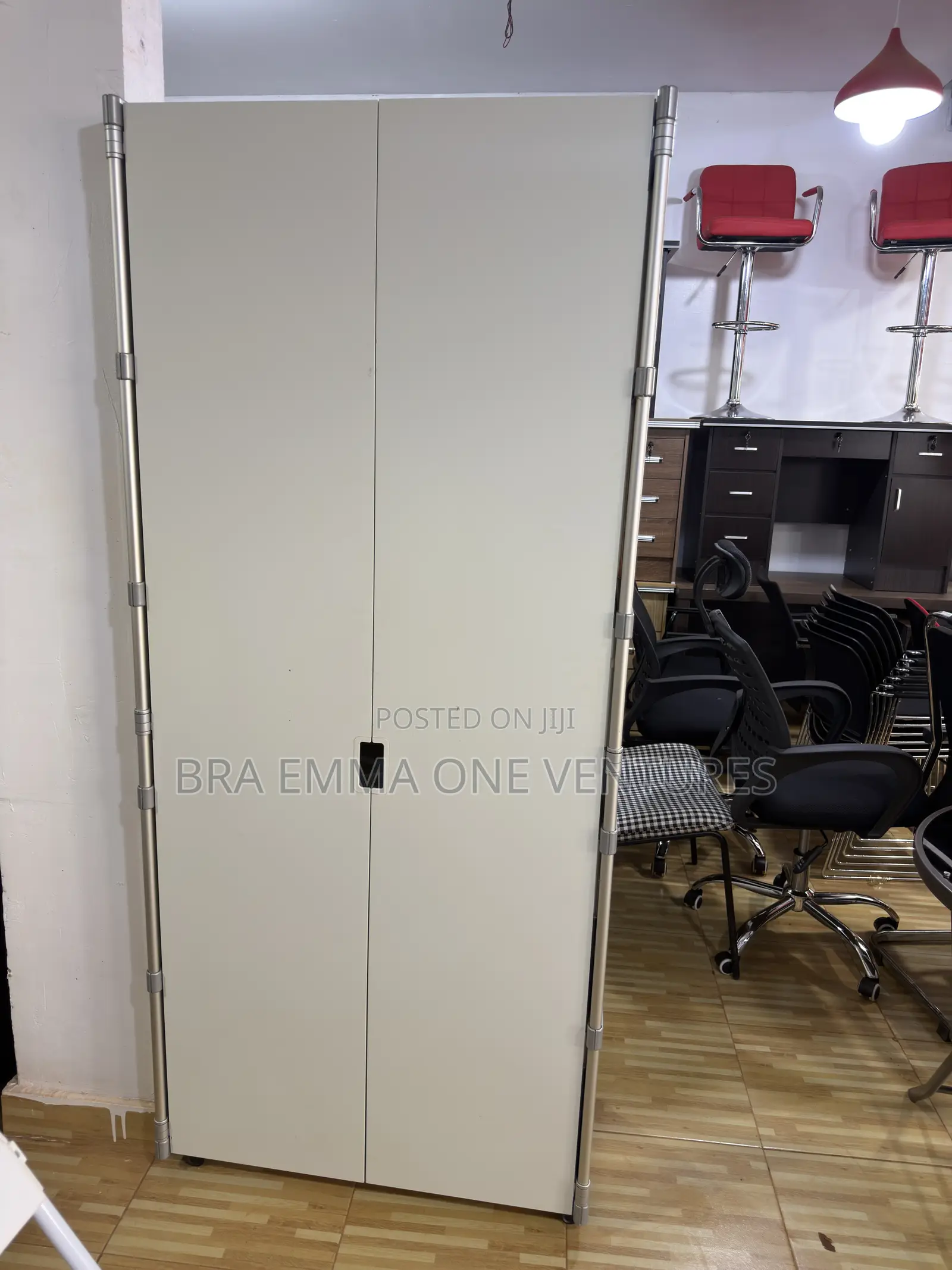 Uk Used Multi-Shelf Storage Cabinet / Wardrobe – Neat Condition