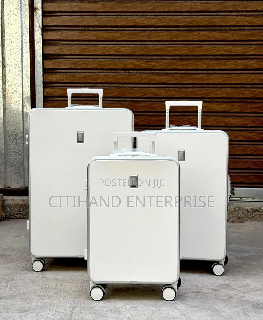 Strong Suitcase,Luggage Bag - Travelling in Class