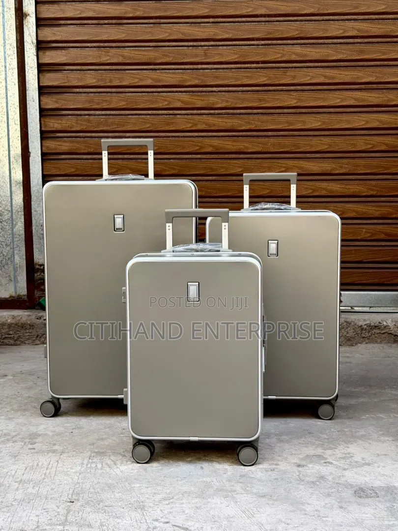 Strong Suitcase,Luggage Bag - Travelling in Class