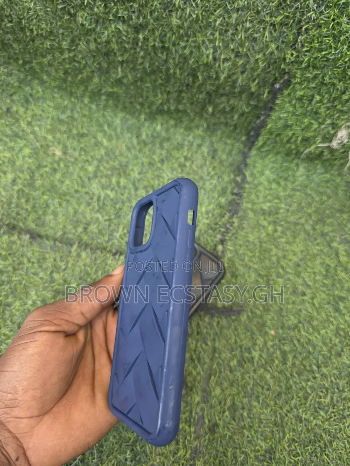 Original Home Used iPhone 12/12 Pro Life Proof Case