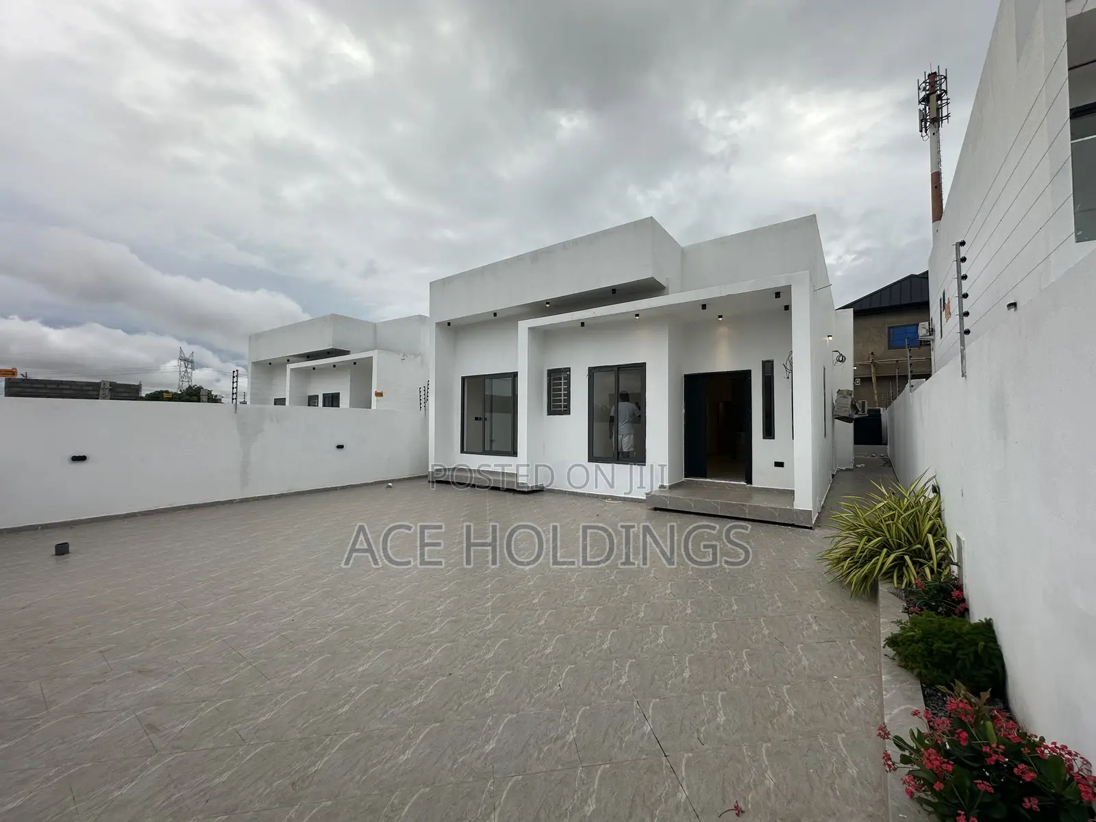 3bdrm House in East Legon Hills for sale