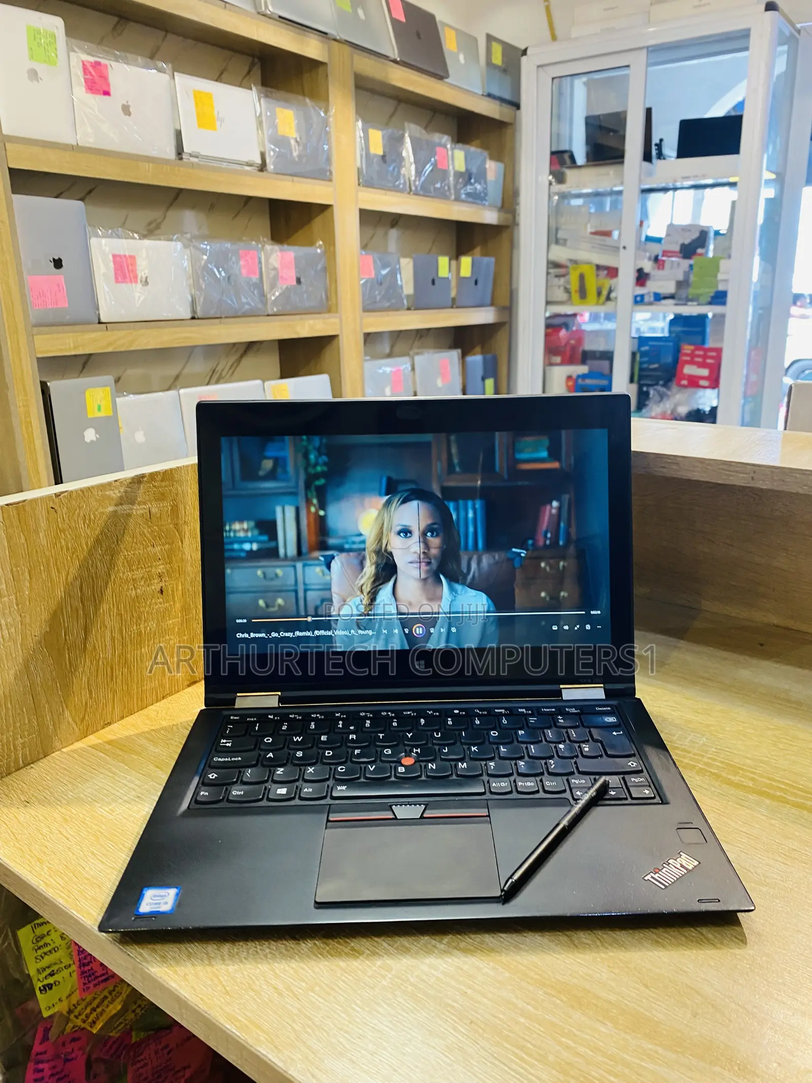 Laptop Lenovo Yoga 260 8GB Intel Core i5 SSD 256GB