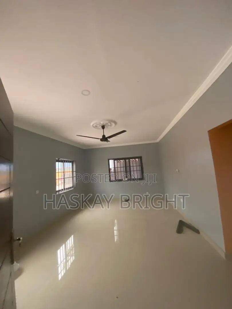 3bdrm Apartment in Achimota for rent