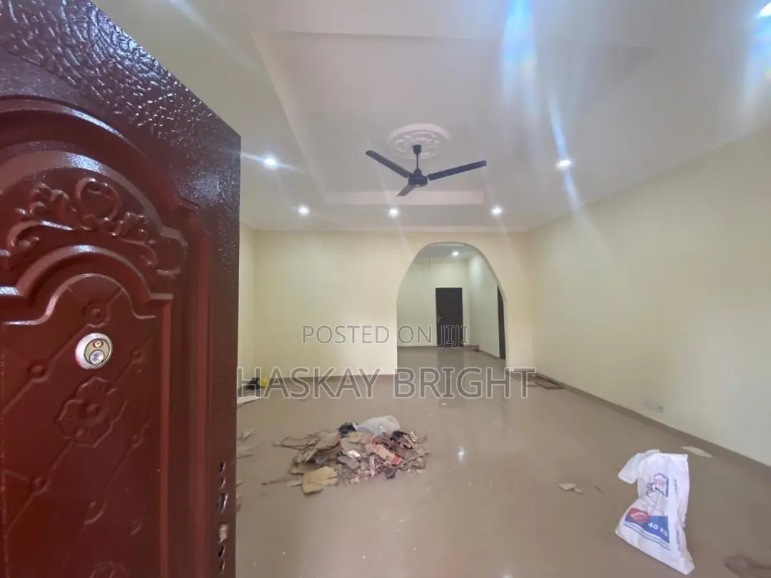 3bdrm Apartment in Achimota for rent