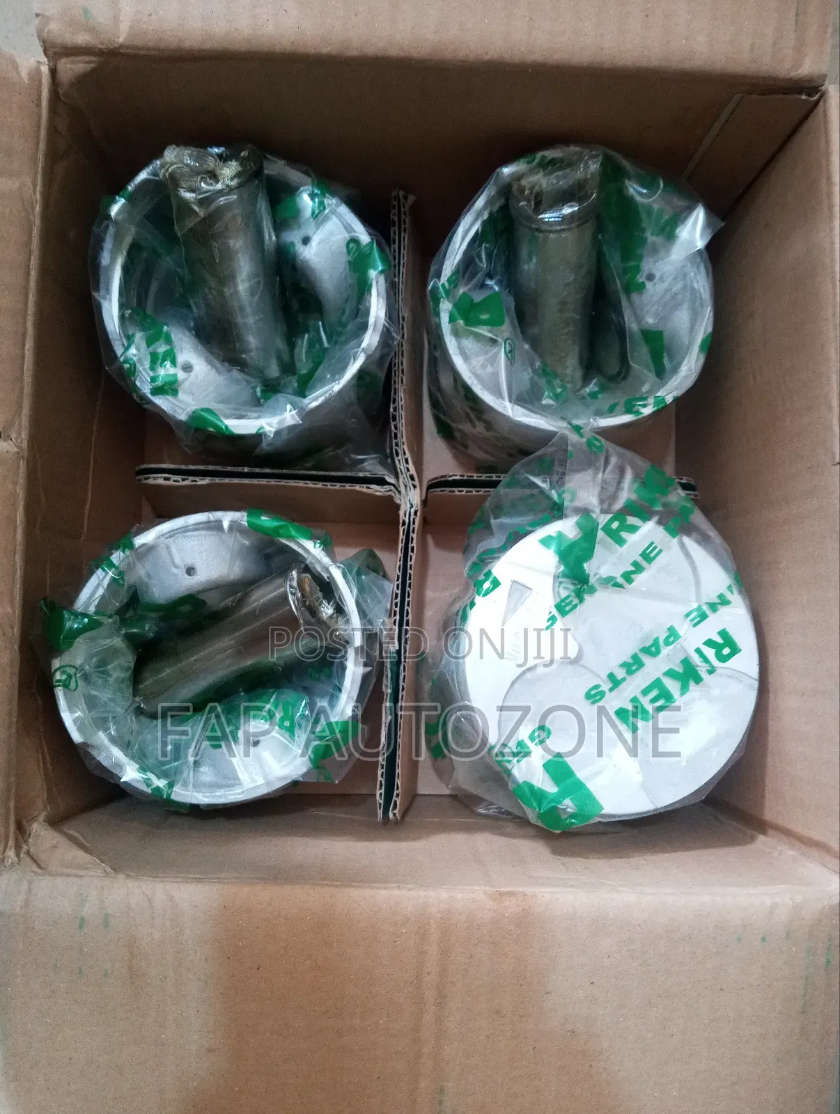 Genuine Riken Engine Pistons for Vehicles/ Cars With 4d56 Engines.