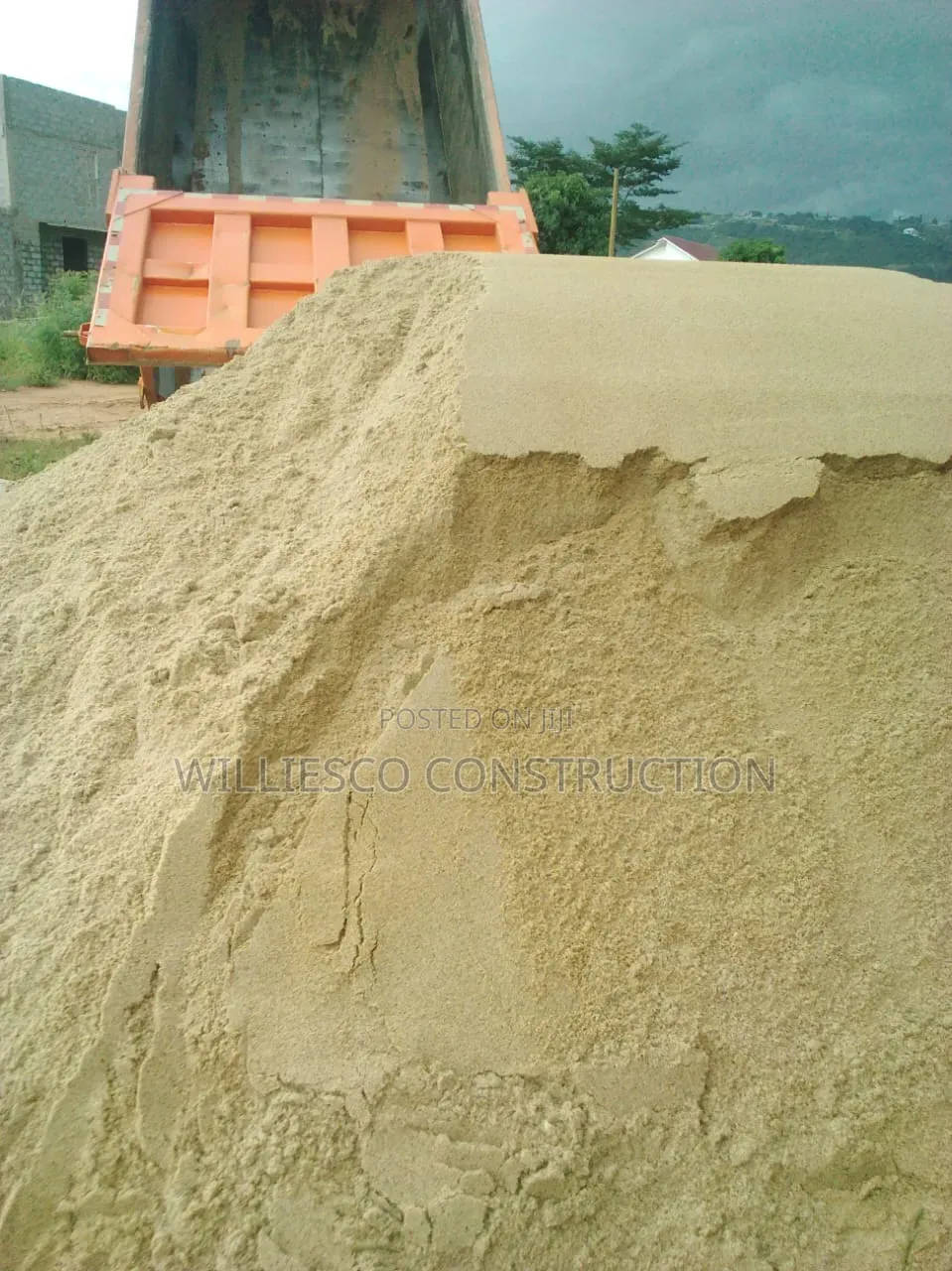 Medium River Sand
