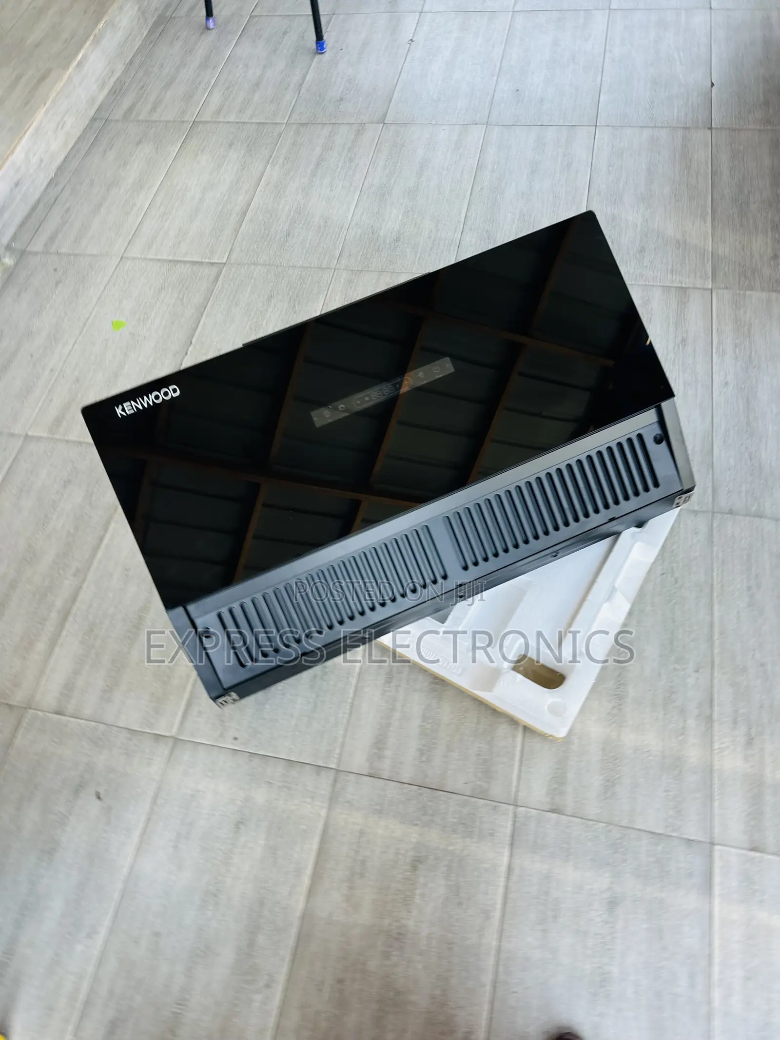 Best Buy for Less Kenwood 90cm Mirror Black Finish Extractor