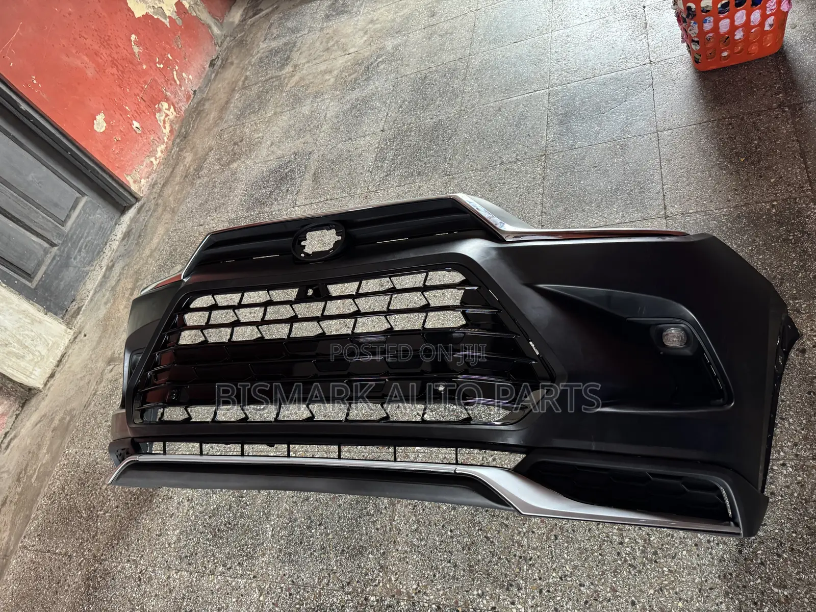 Toyota Highlander Grand Front Bumper Complete