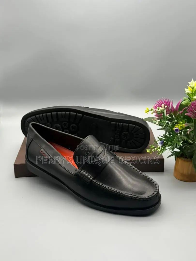 Classic Heritage Leather Penny Loafers – Coffee Brown