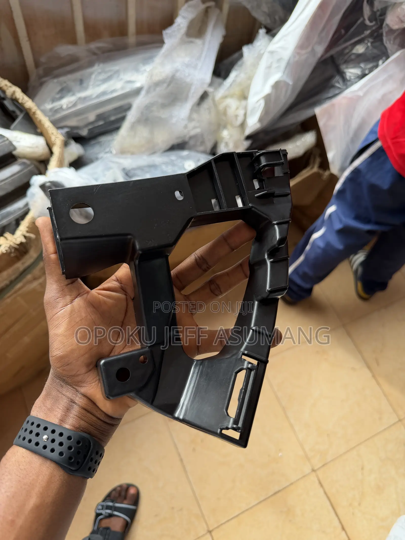 Honda Hr - V 2015 - 2018 Headlight Bracket / Seat