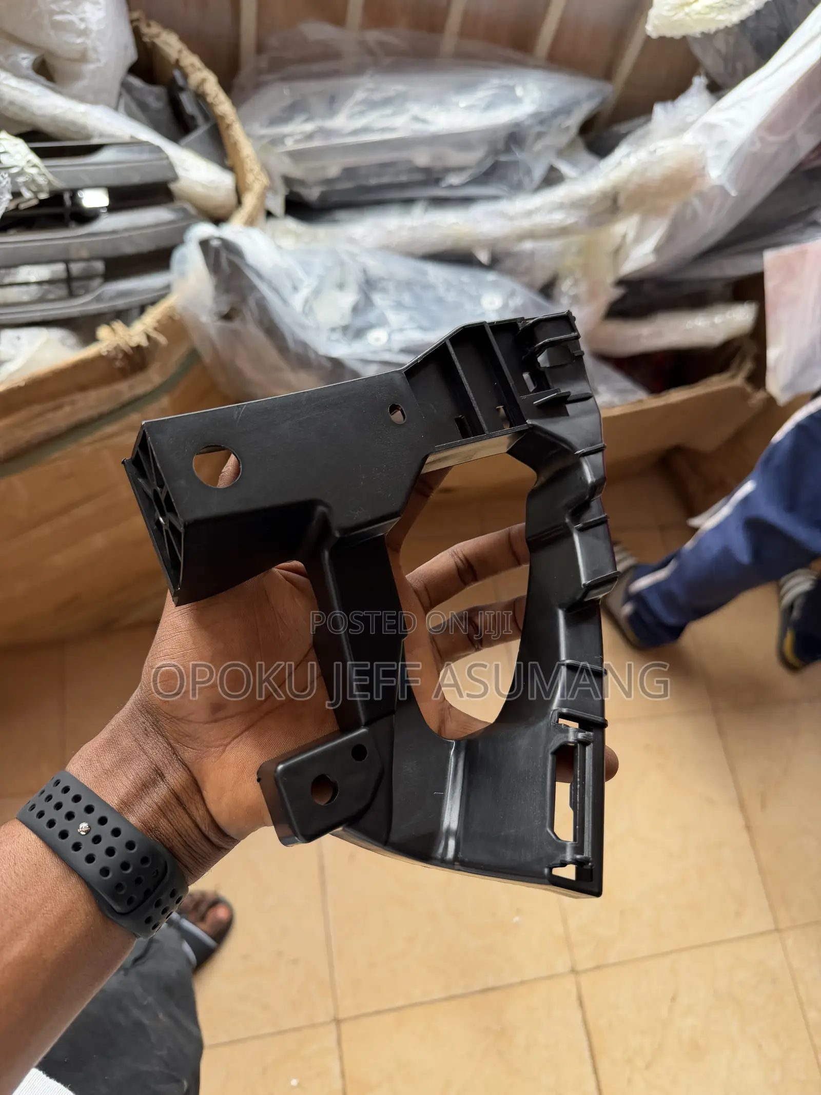 Honda Hr - V 2015 - 2018 Headlight Bracket / Seat
