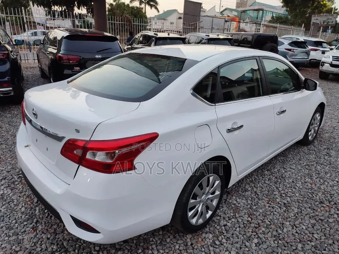 Nissan Sentra S 2018 White