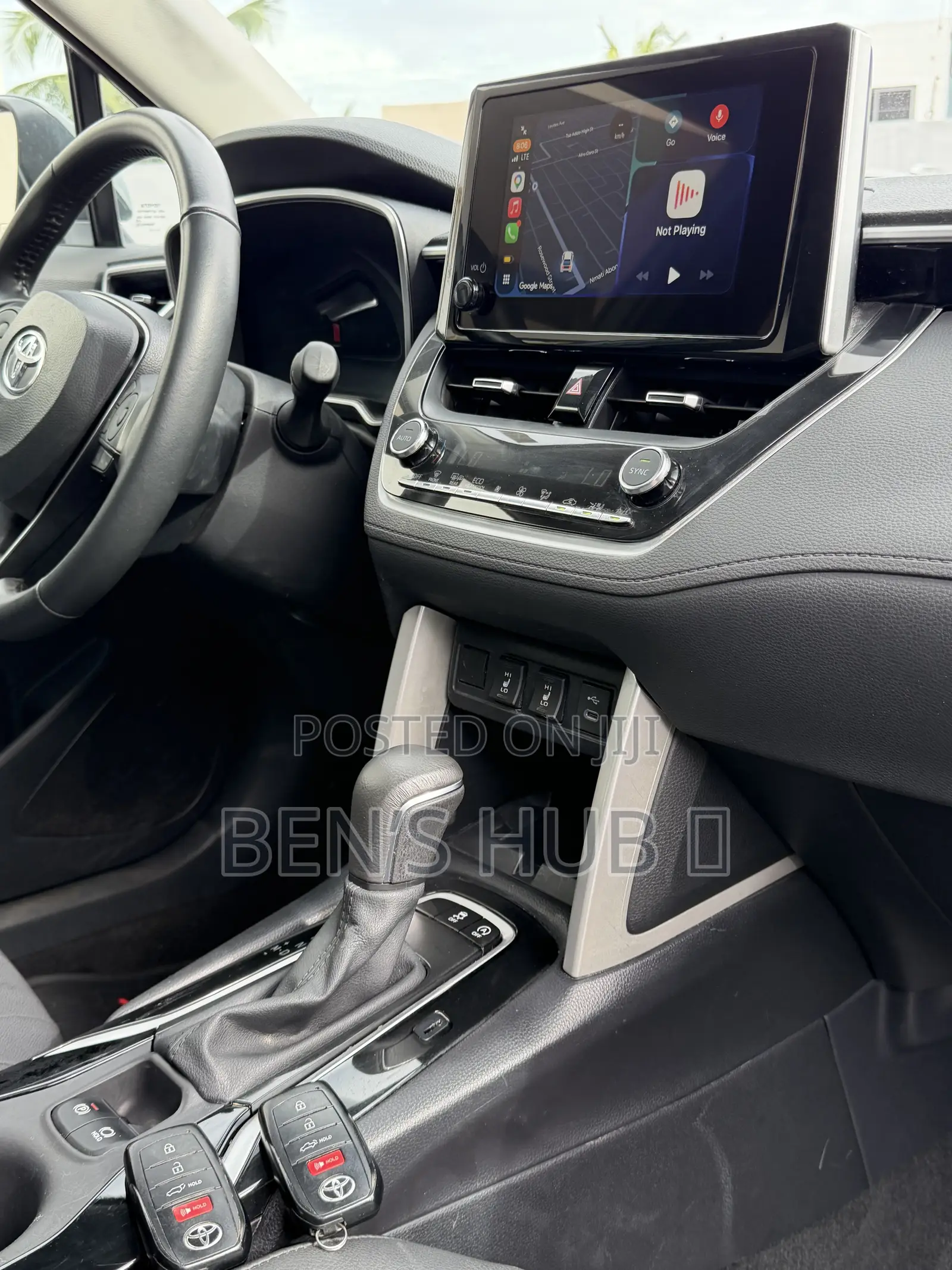 Toyota Corolla Cross XLE 2025 Green