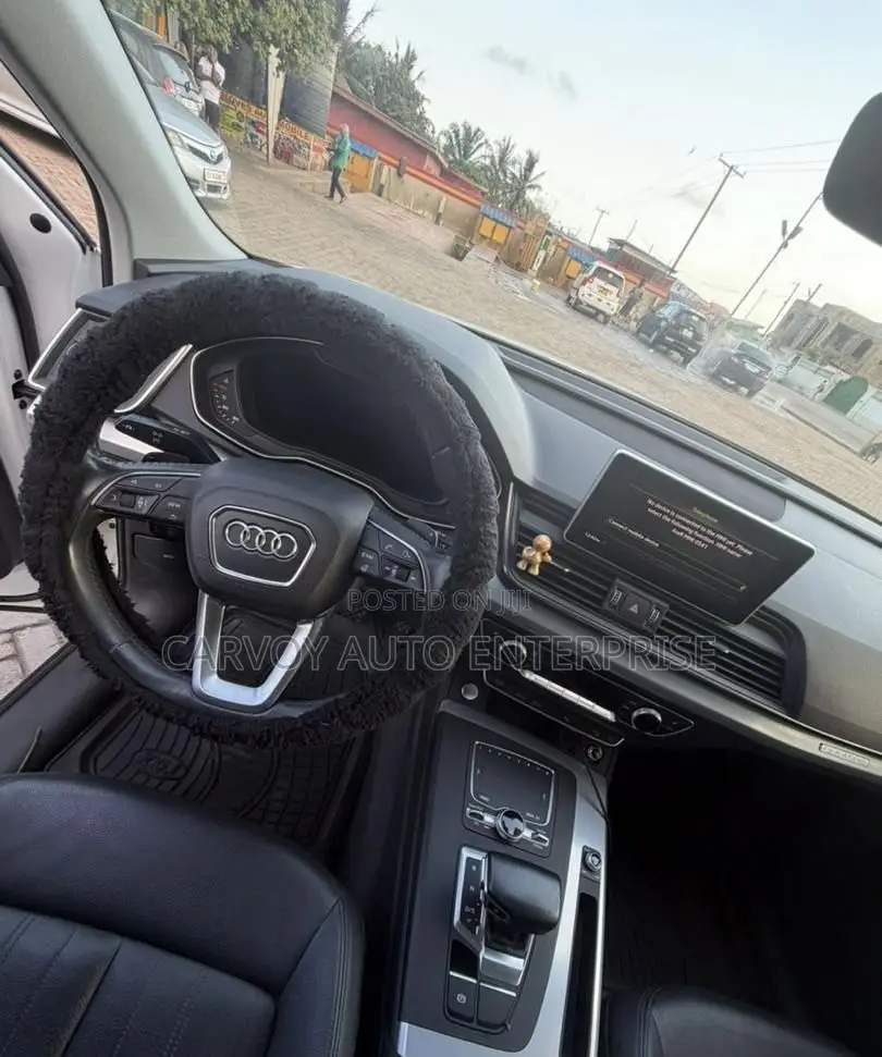 Audi Q5 45 Premium AWD quattro 2020 White