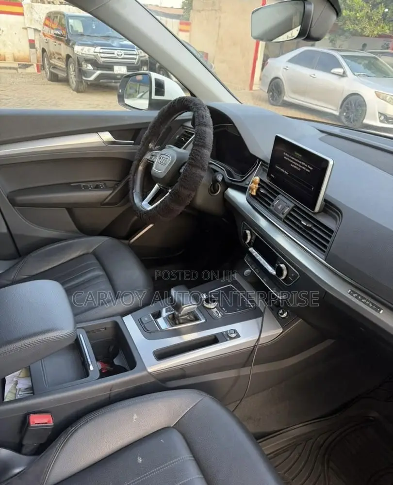 Audi Q5 45 Premium AWD quattro 2020 White