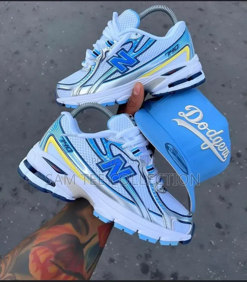 New Balance 740