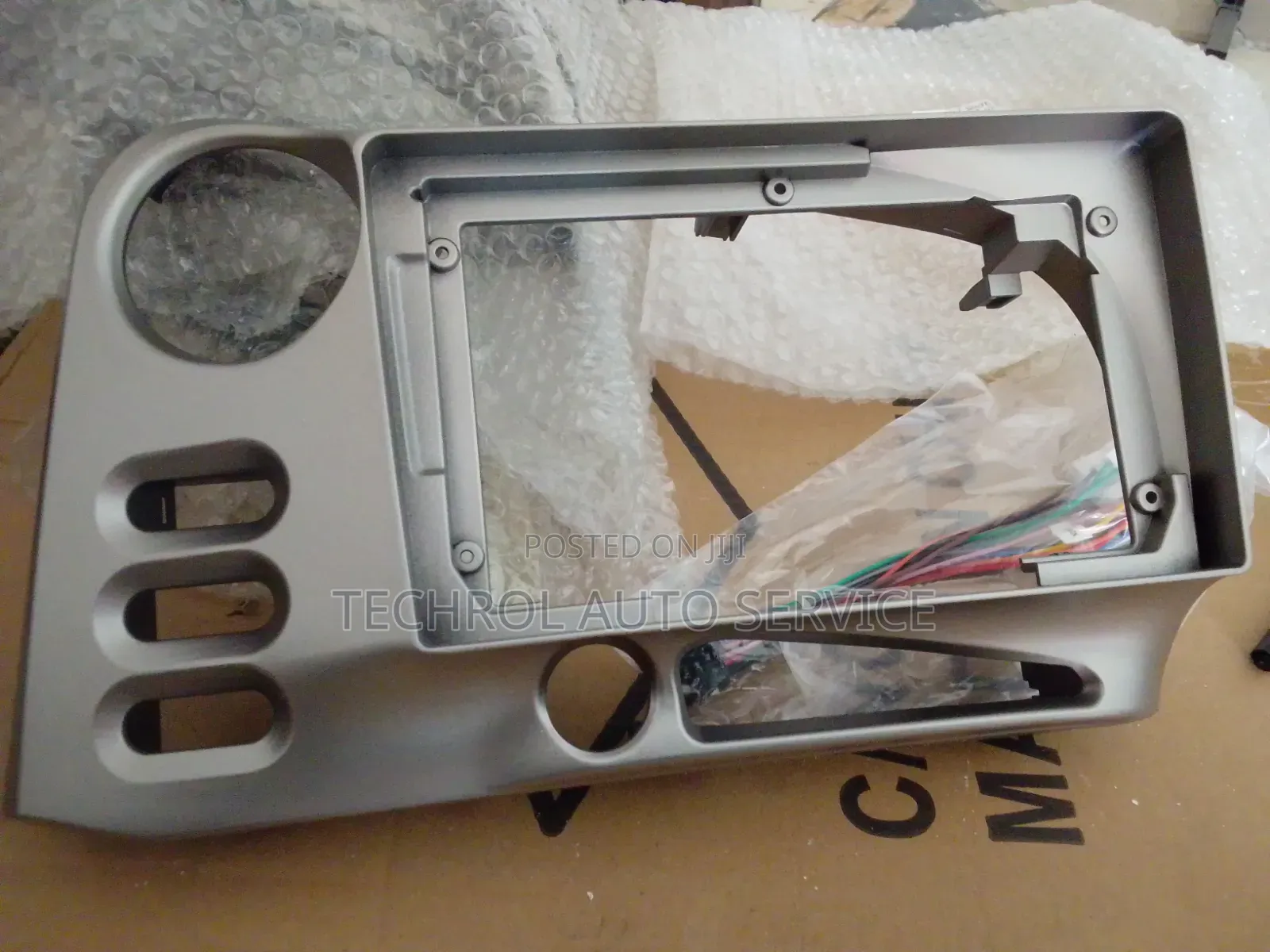 Toyota Matrix 2005 to 2008 Android Frame