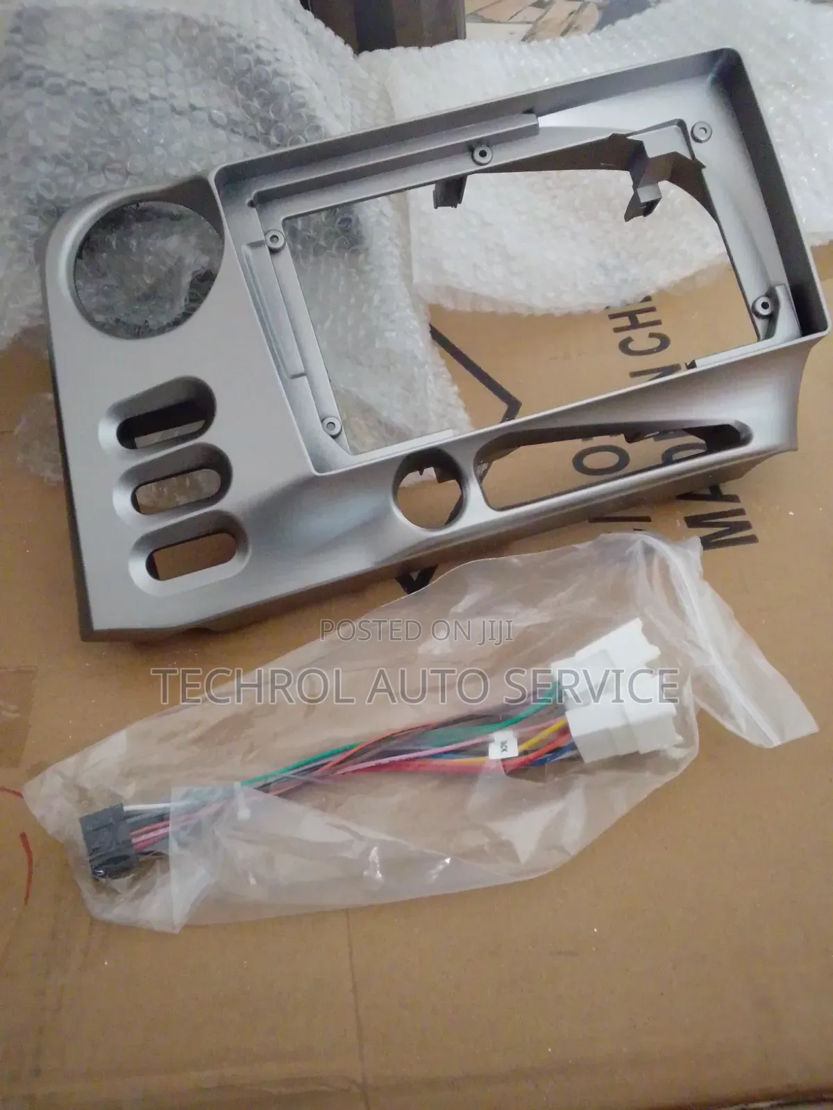 Toyota Matrix 2005 to 2008 Android Frame