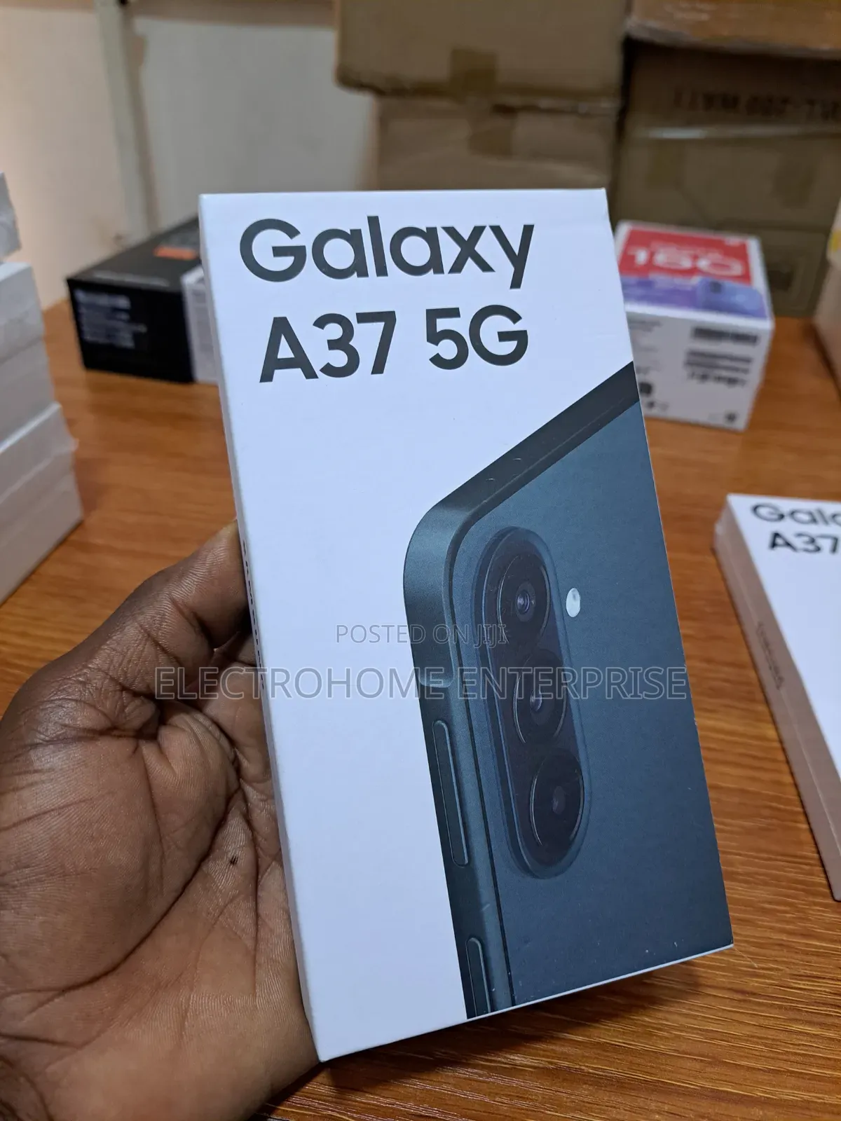 New Samsung Galaxy A37 256 GB Gray