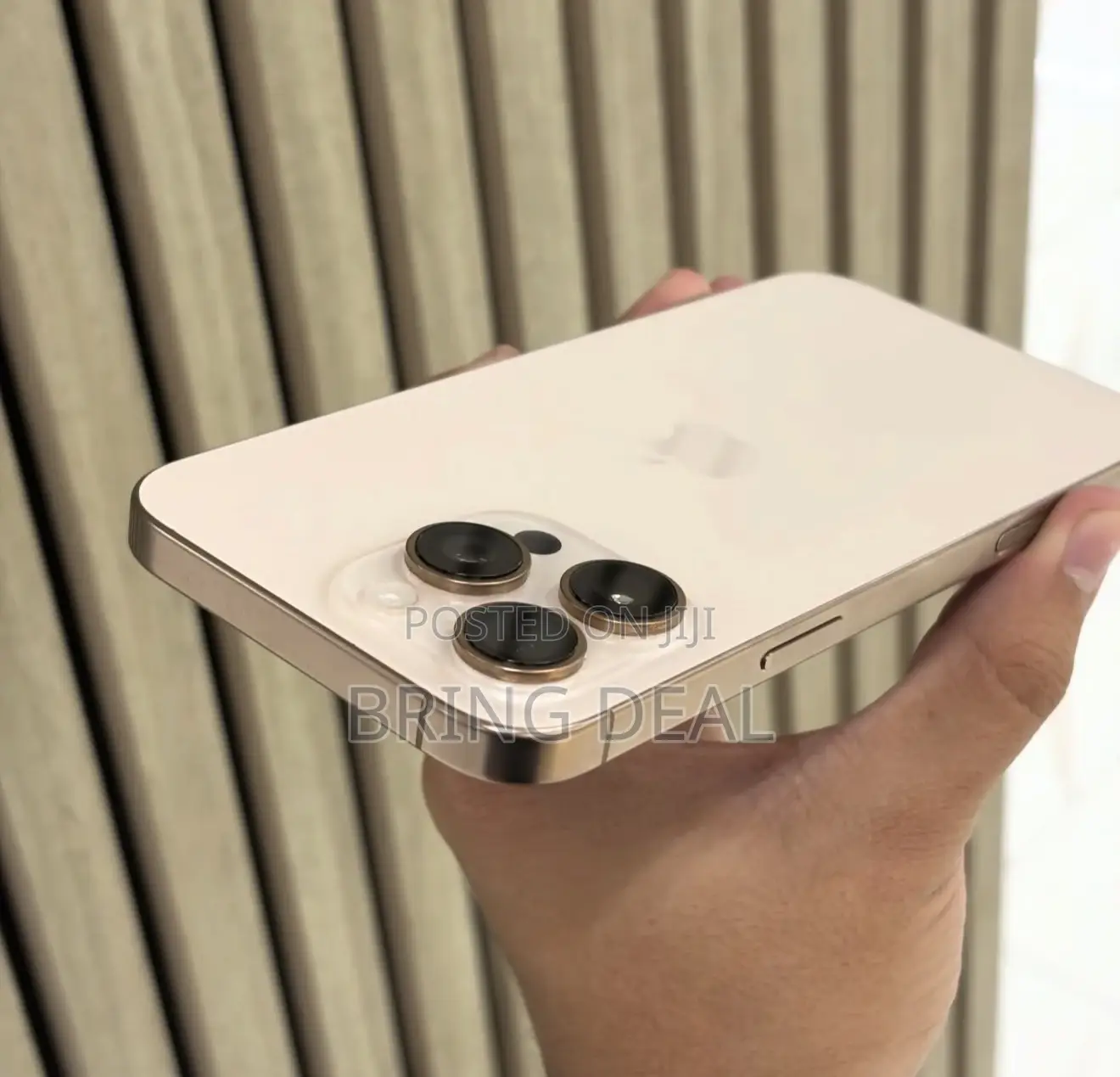 Apple iPhone 16 Pro Max 256 GB Gold