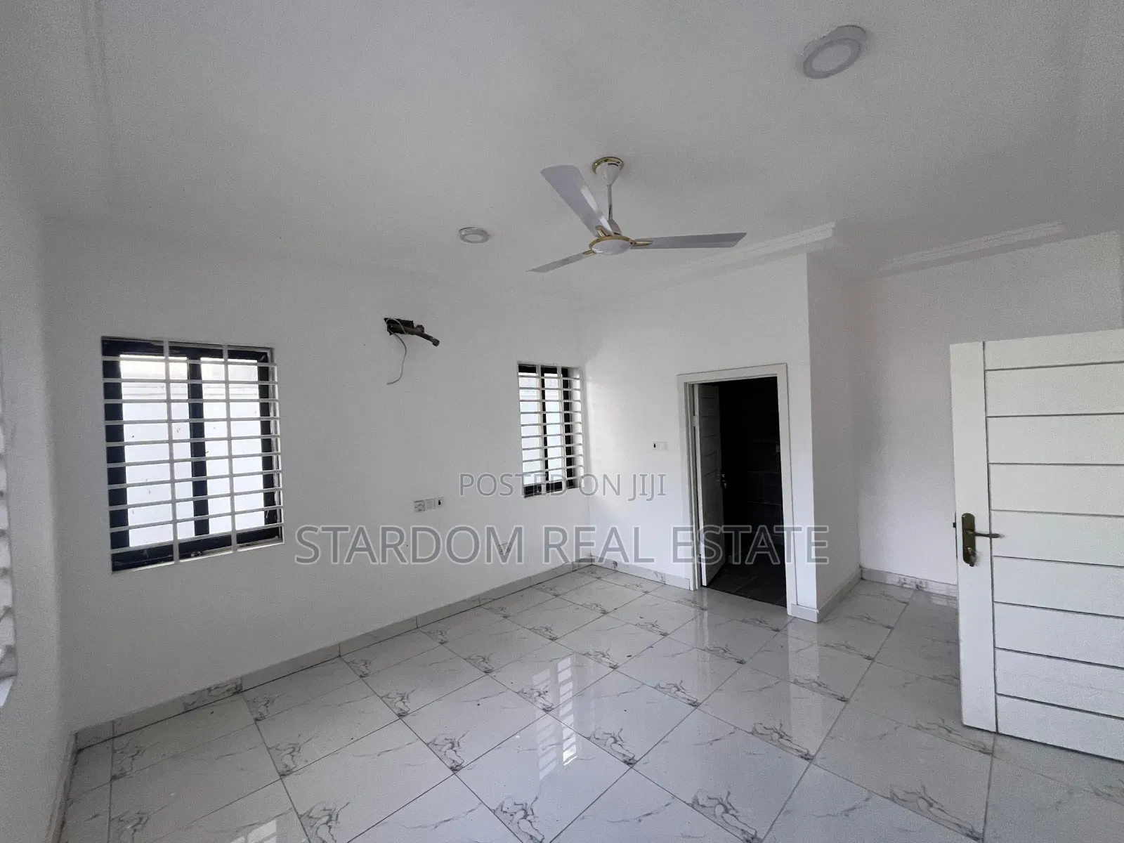 2bdrm Apartment in East Legon, American House for rent