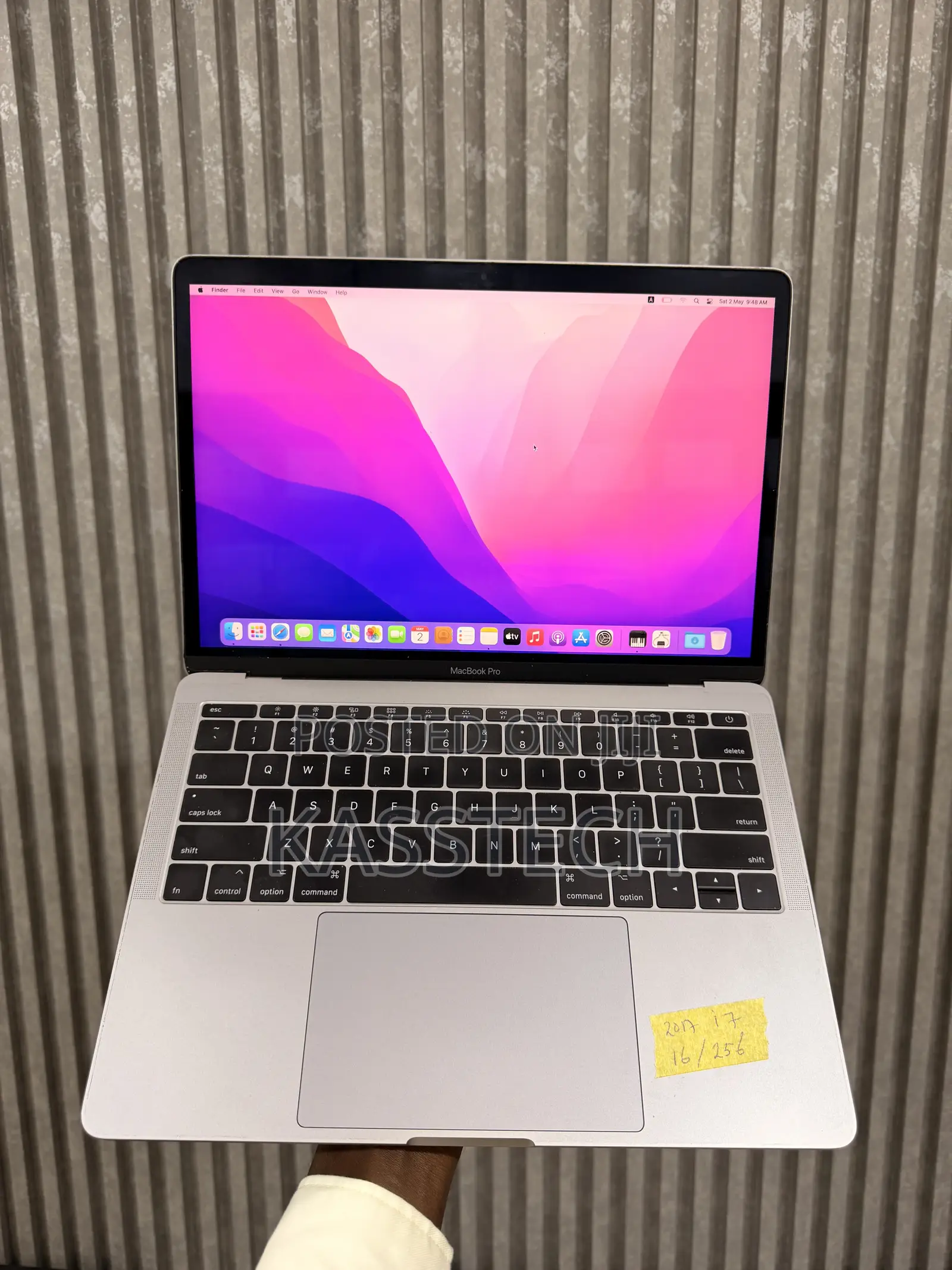 Laptop Apple MacBook Pro 2017 16GB Intel Core i7 SSD 256GB