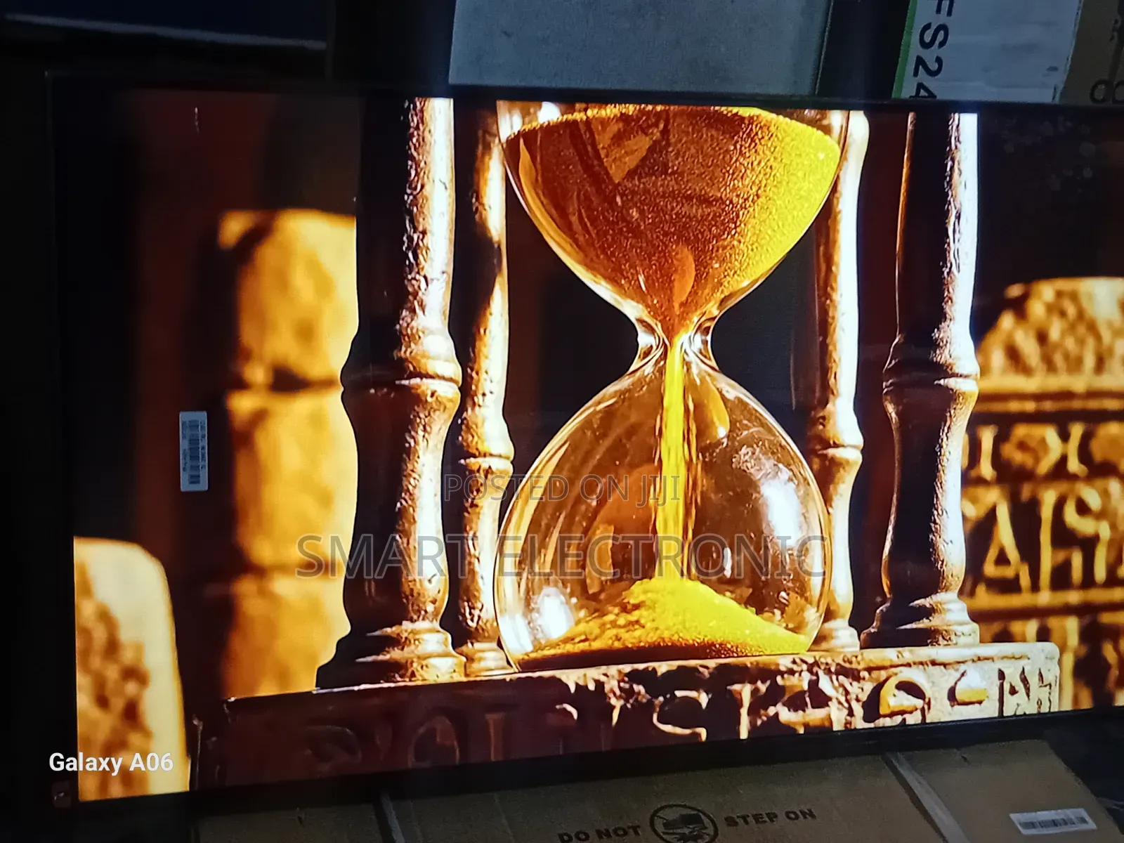 Samsung 43-Inch Crystal Smart Tv With Modern Elegant Finish