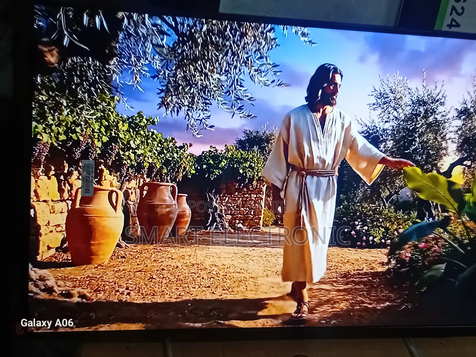 Samsung 43” Smart Tv With Advanced Picture Enhancement Technology