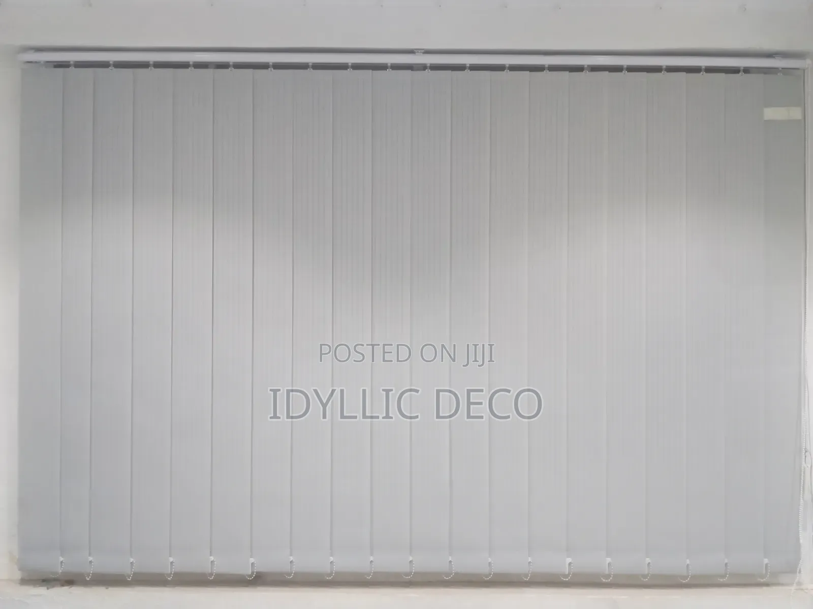 Beautify White Rollers for Spaces,Windows,Doors,Hotels Etc