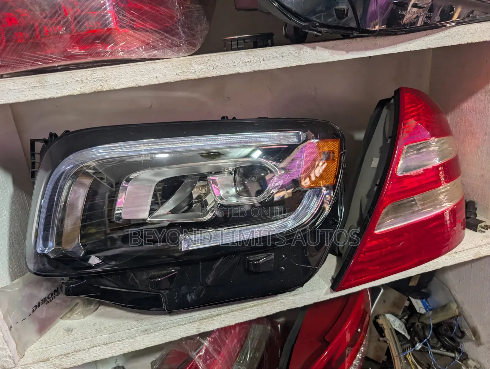 Mercedes Benz GLB 250 / 250 Matic Headlight