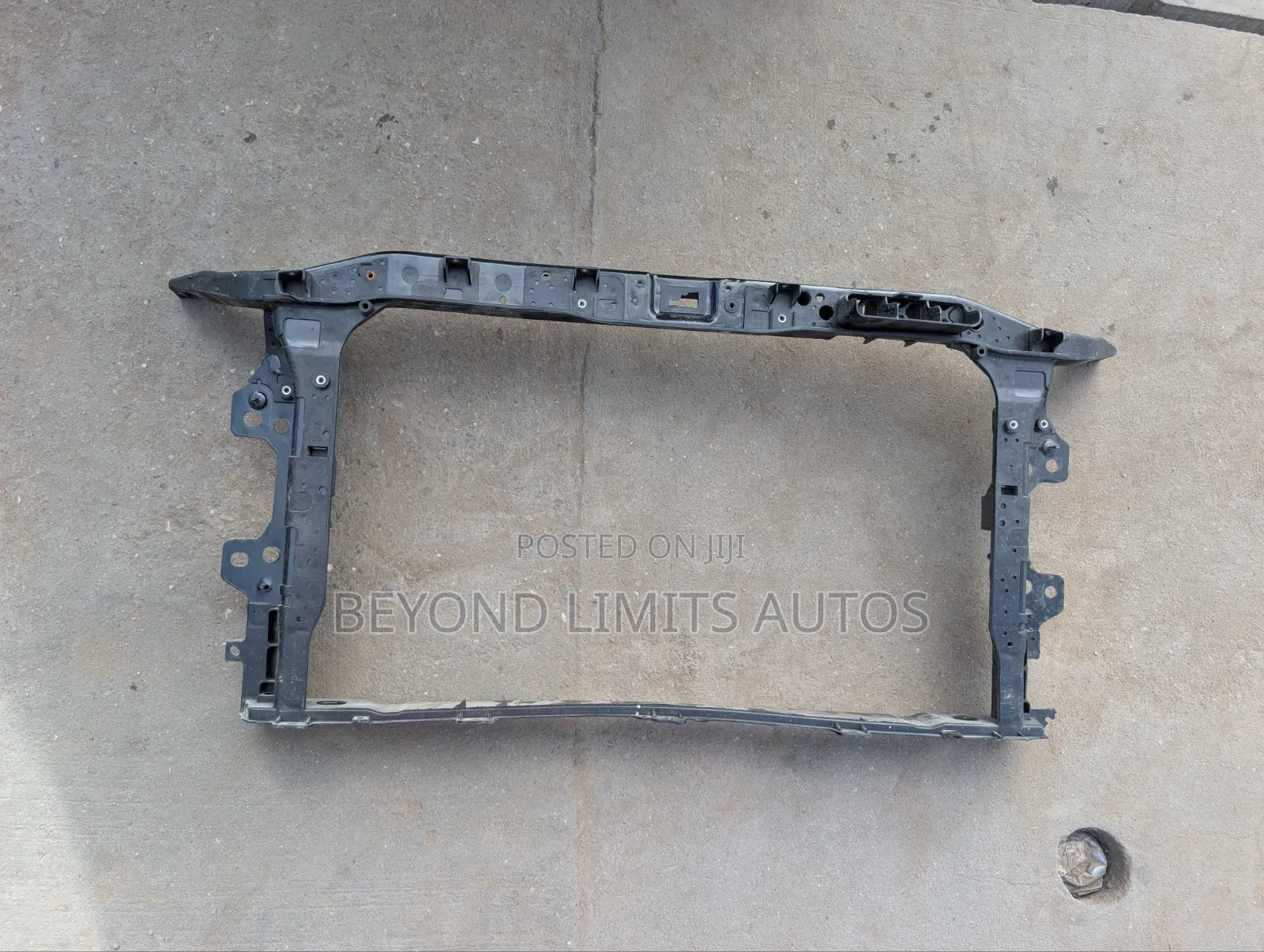 Hyundai Elantra 2017 - 2018 Radiator Support