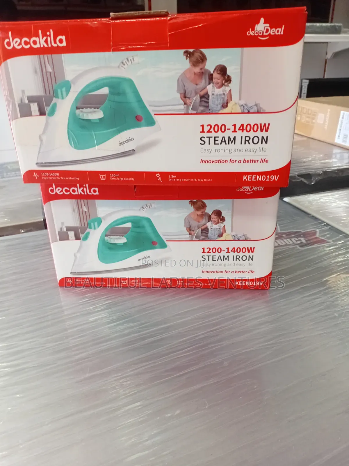Heavy Duty Steam Iron for Home and Office Use