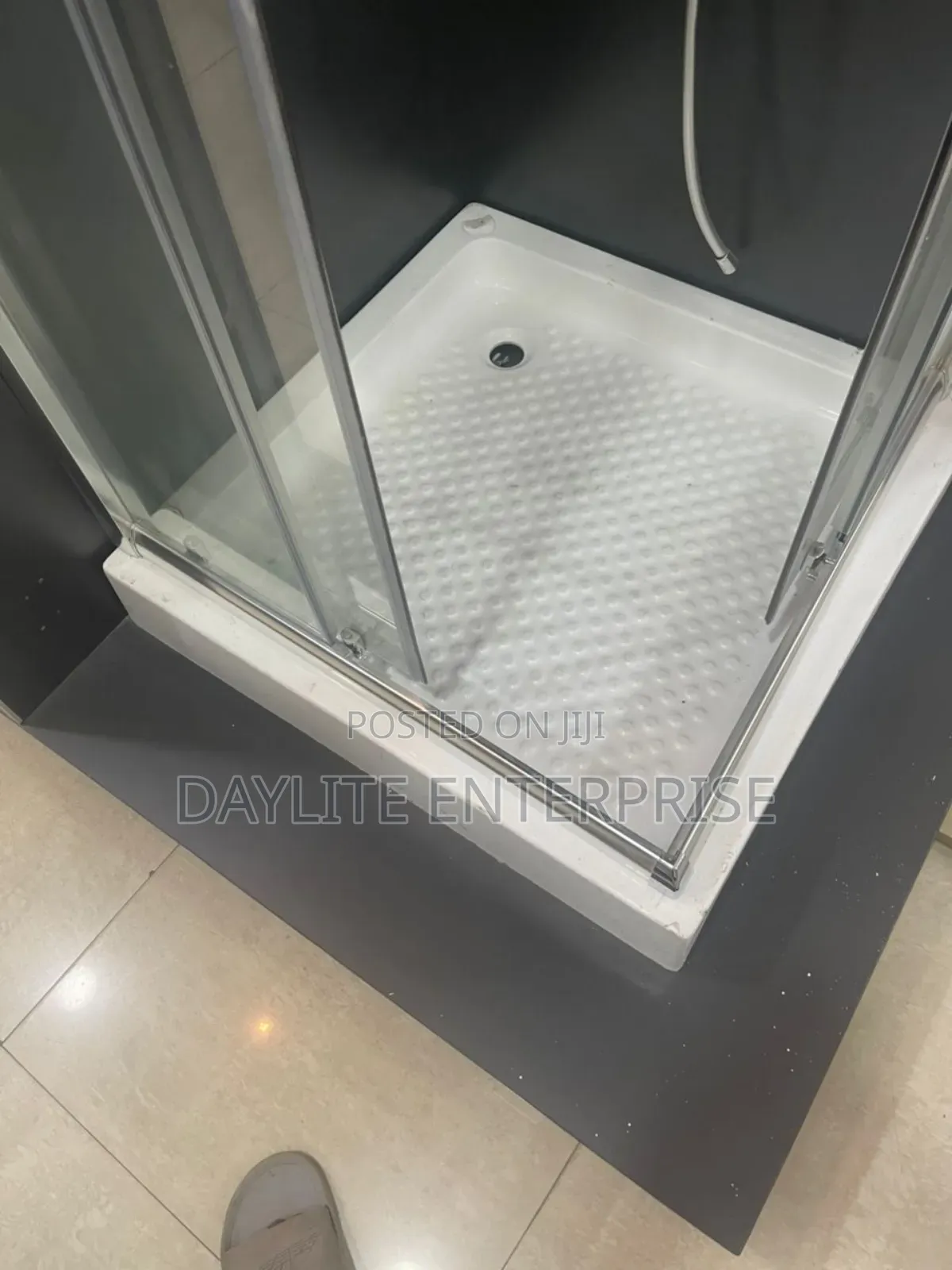 Glass Bath Square