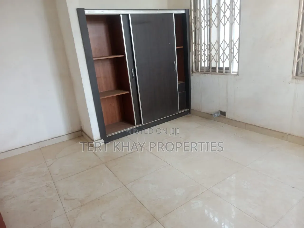 4bdrm House in Lashibi for sale