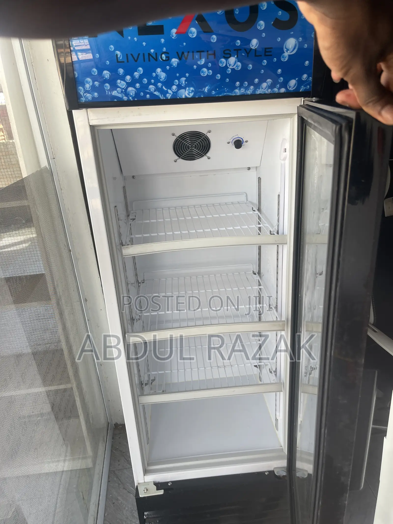 Refrigerator