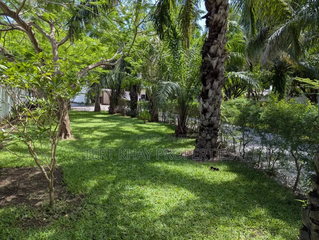 8bdrm Mansion in Cantonment, US Embassy Area for rent