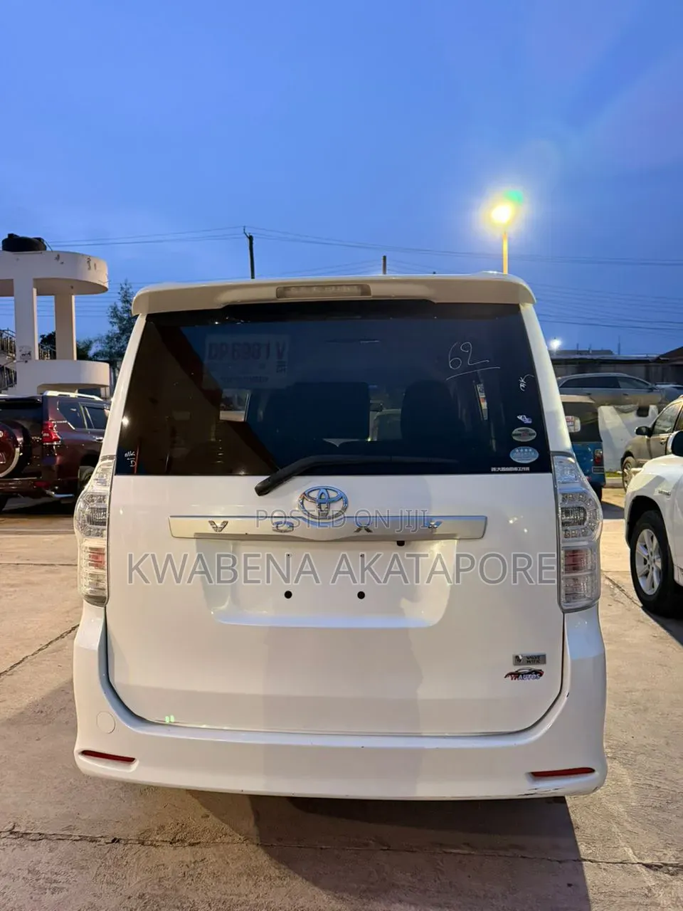 Toyota Voxy 2013 White