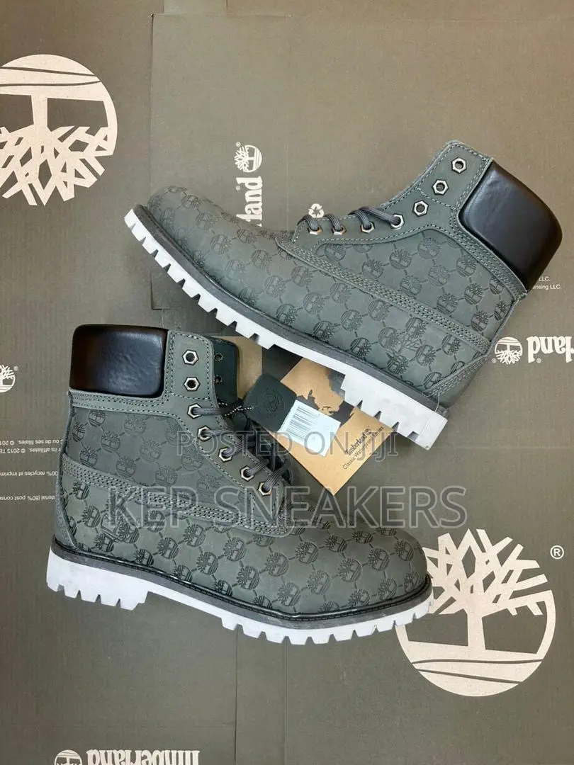 Timberland 6-inch Premium "Tree Logo"