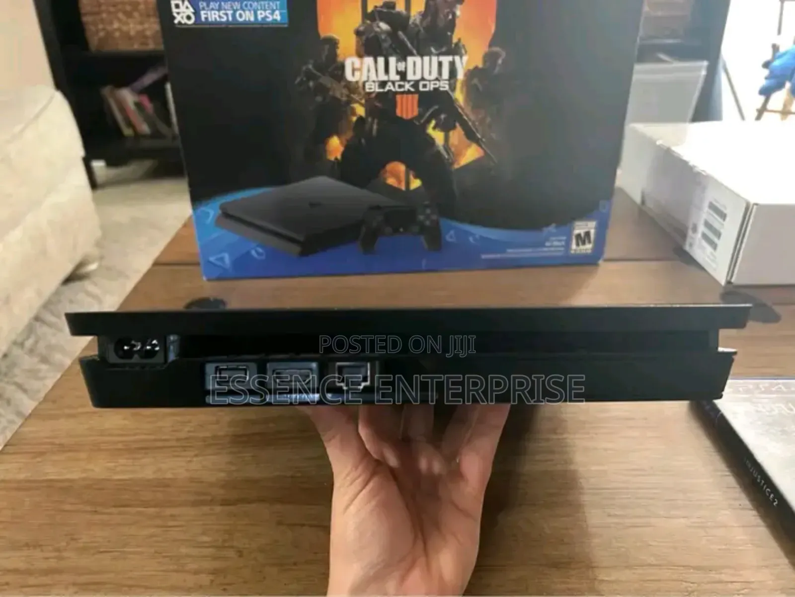 Play Station 4 Slim