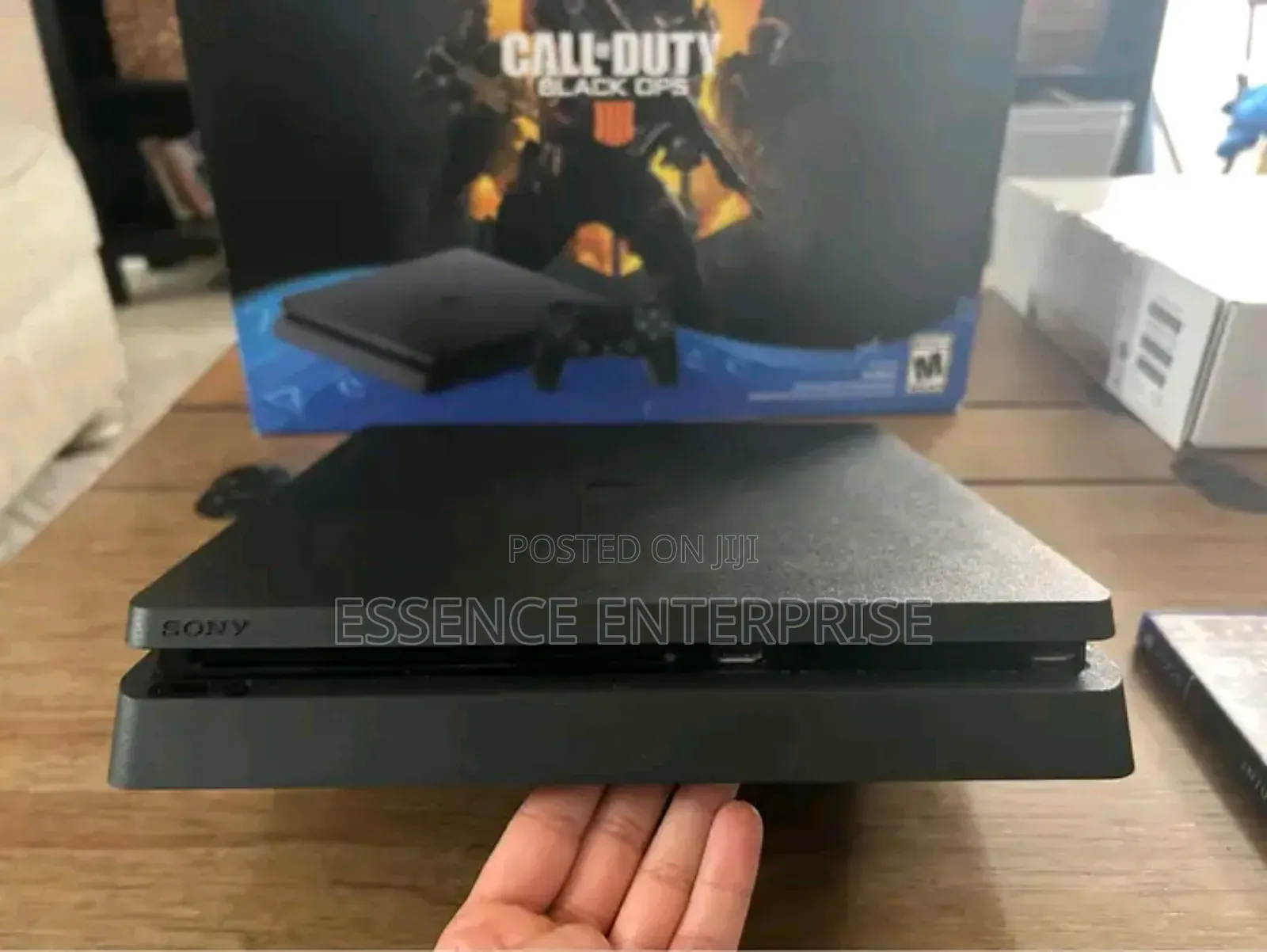 Play Station 4 Slim