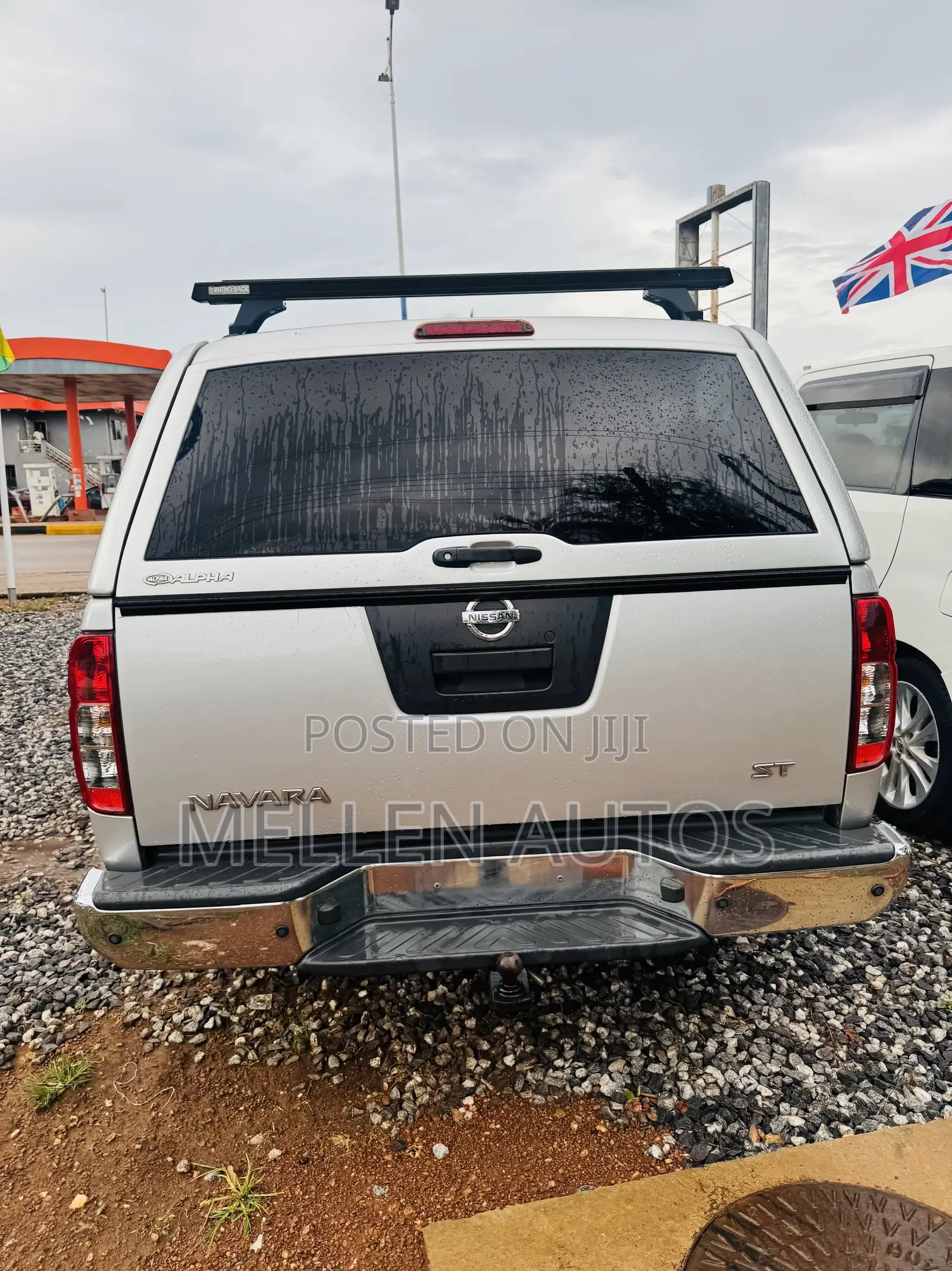 Nissan Navara 2012 Silver