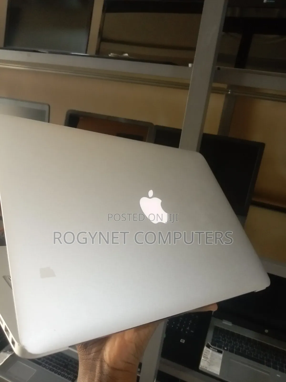 Laptop Apple MacBook Air 2017 8GB Intel Core i5 SSD 256GB