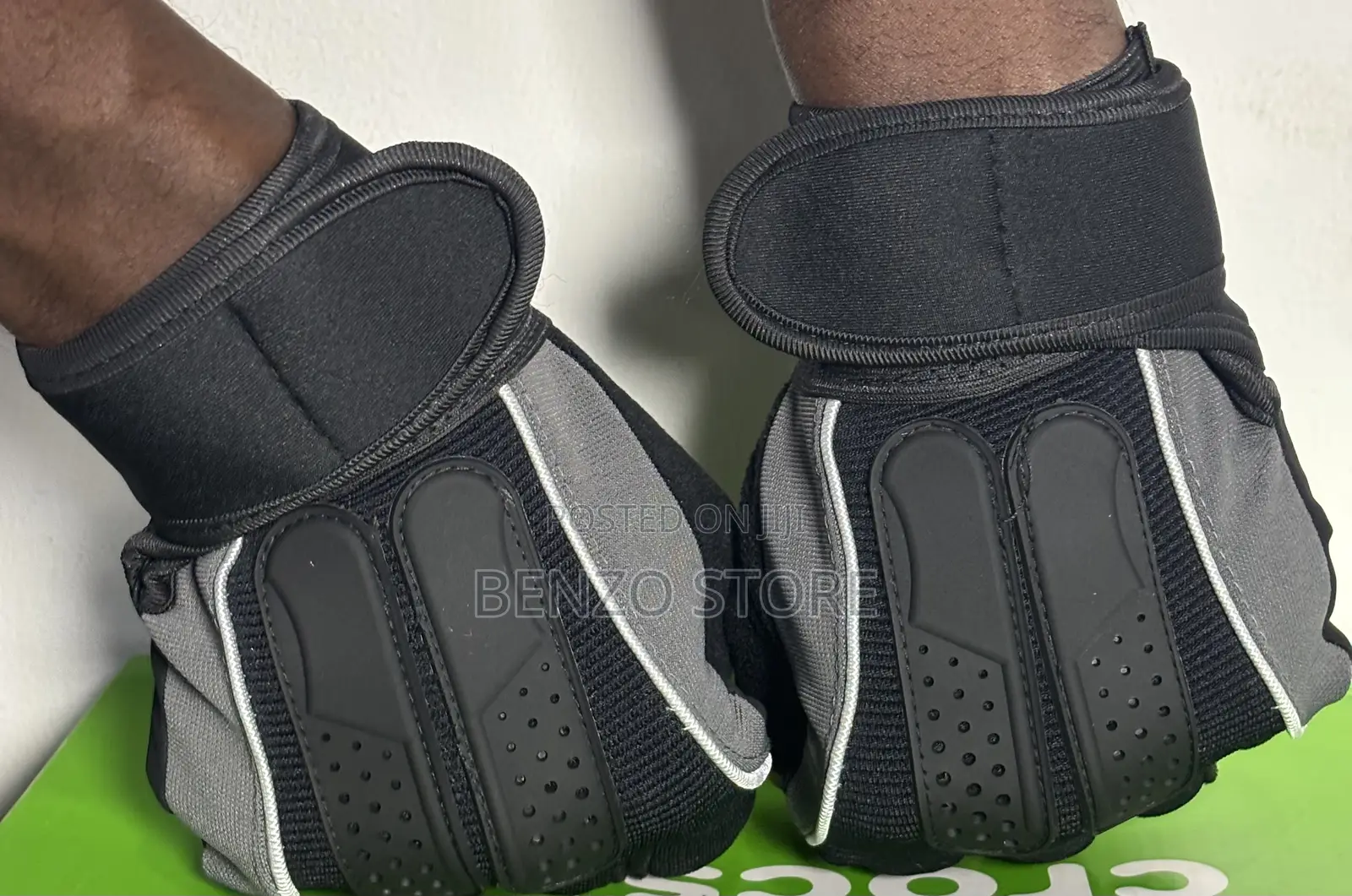 Durable Gym Training Gloves For Daily Workouts