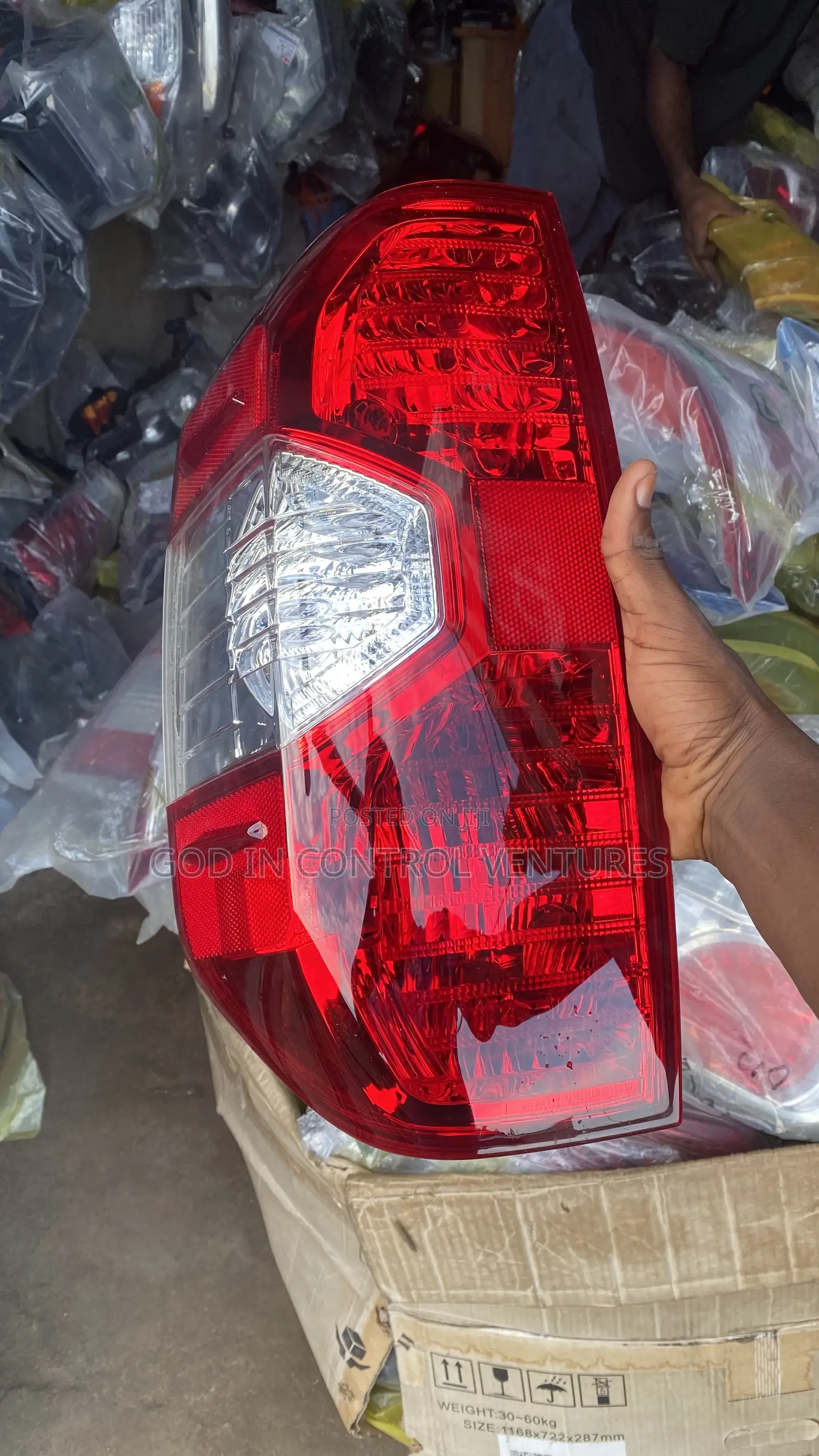 Tundra 2017 Tail Light