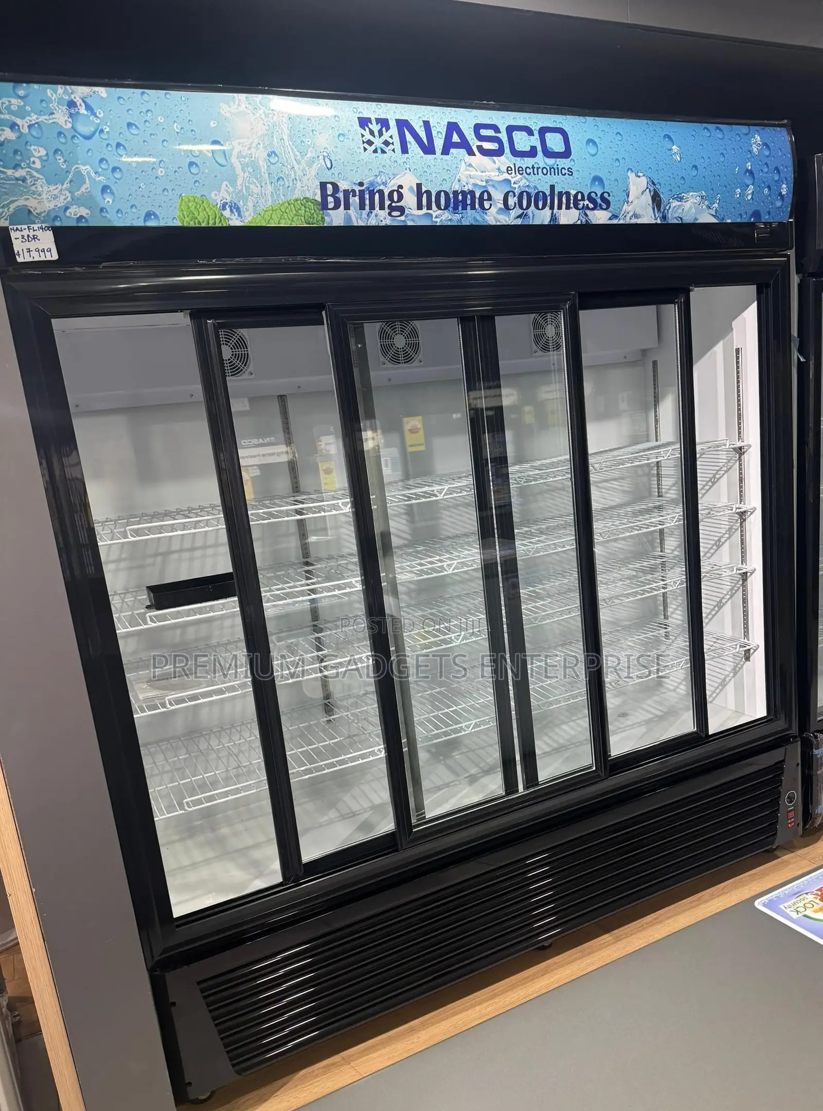 Nasco 1200ltr Nas-Fl1400-3dr 3-Door Commercial Beverage Chiller