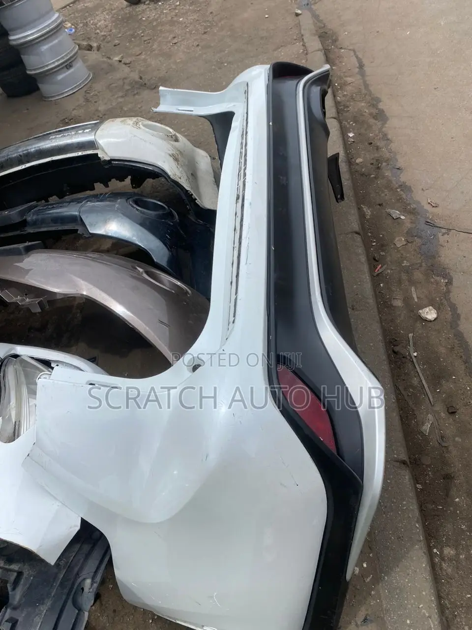 Toyota Highlander 2020 Complete Back Bumper Available